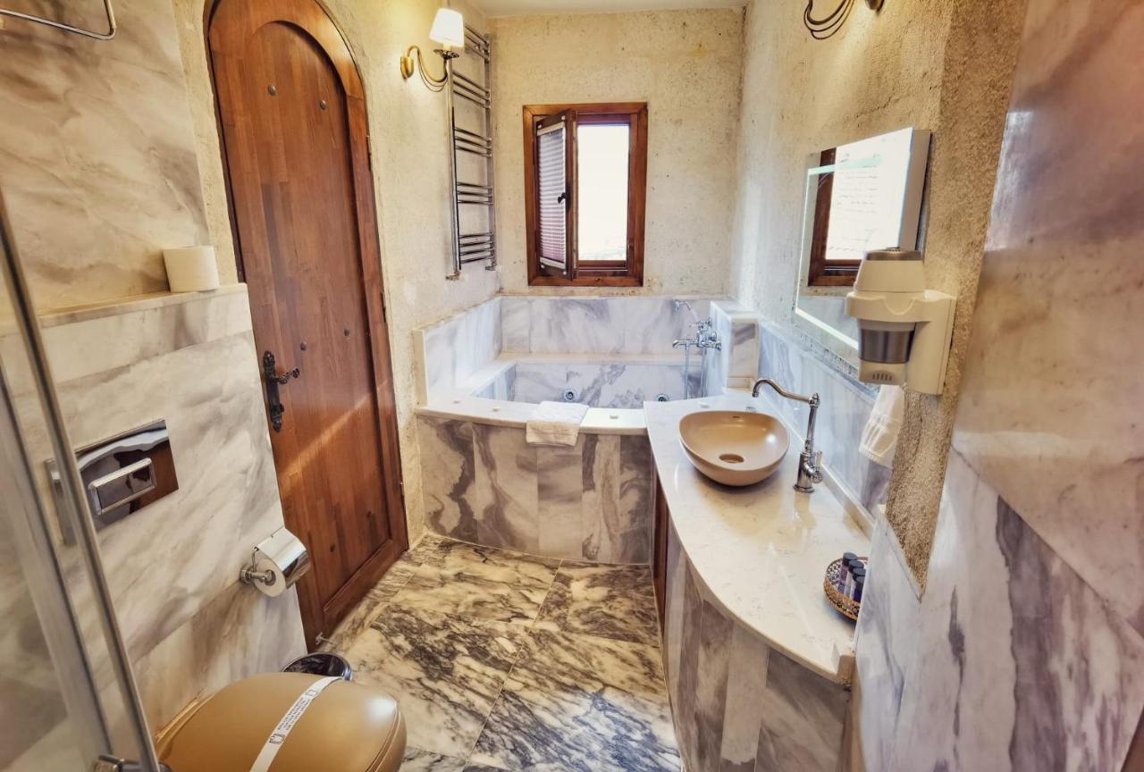 ウルギュップ La Perla Cave Cappadocia Bed & Breakfast エクステリア 写真