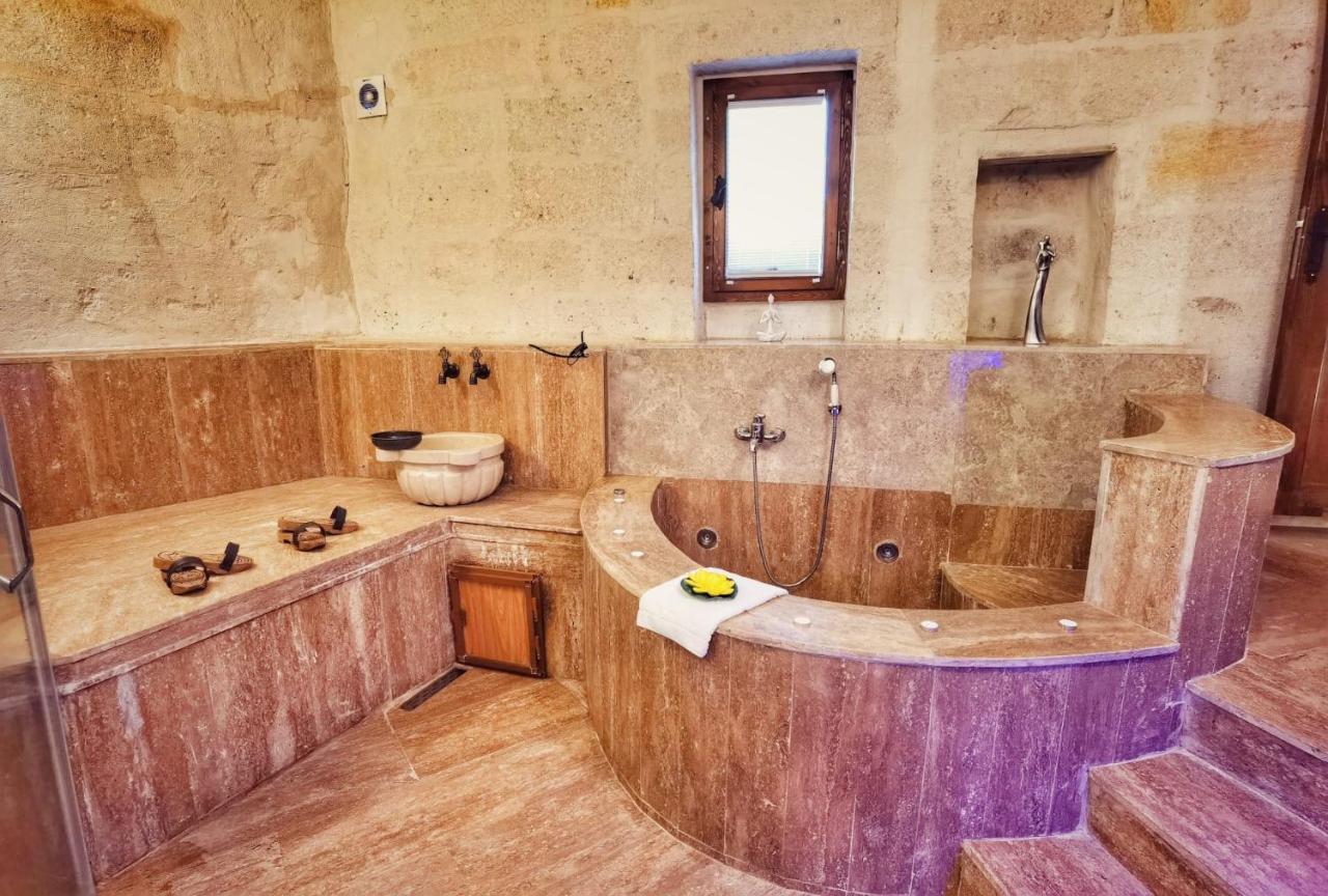 ウルギュップ La Perla Cave Cappadocia Bed & Breakfast エクステリア 写真