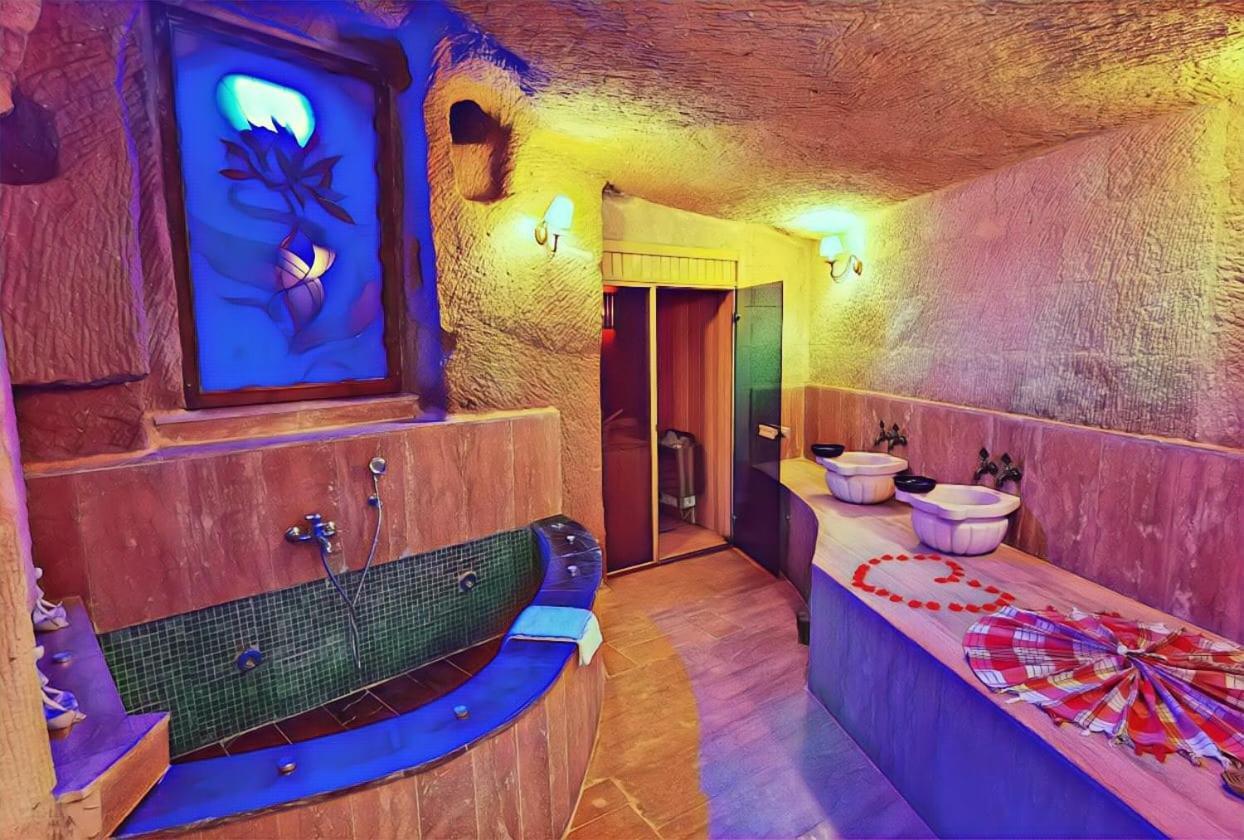 ウルギュップ La Perla Cave Cappadocia Bed & Breakfast エクステリア 写真