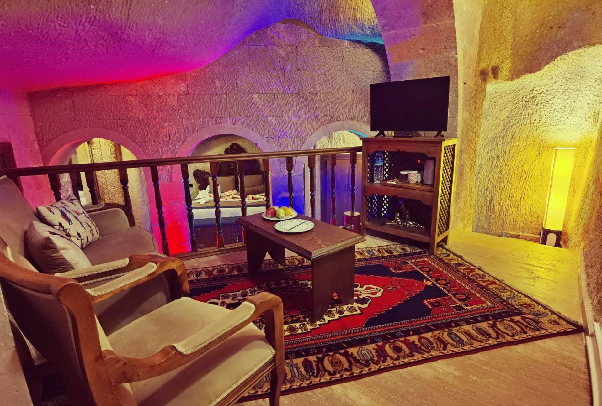 ウルギュップ La Perla Cave Cappadocia Bed & Breakfast エクステリア 写真